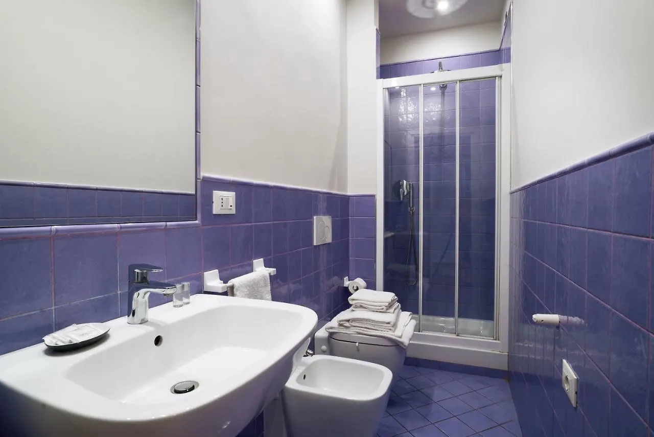 Live Florence Guest House