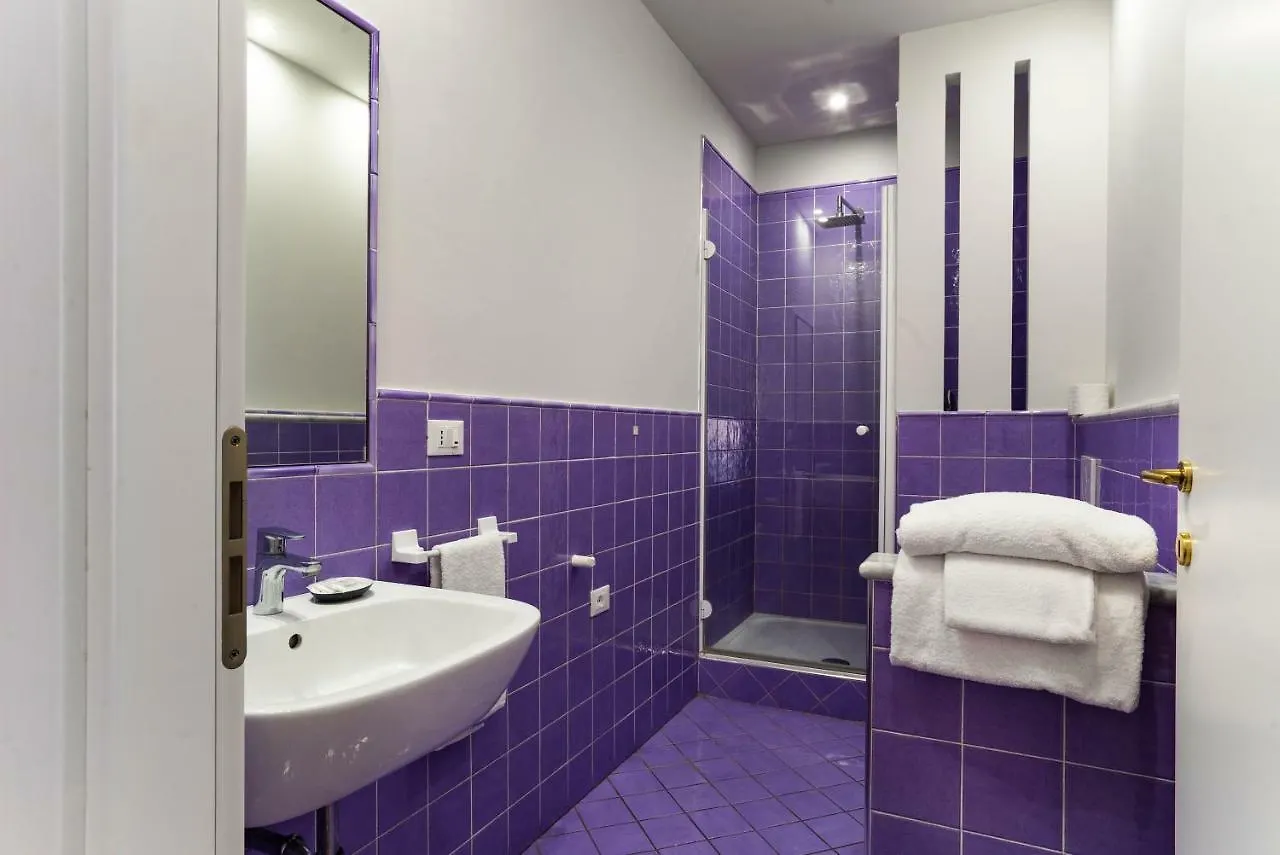 Live Florence Guest House