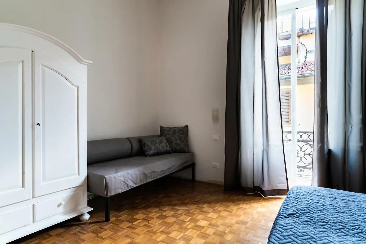 Live Florence Guest House