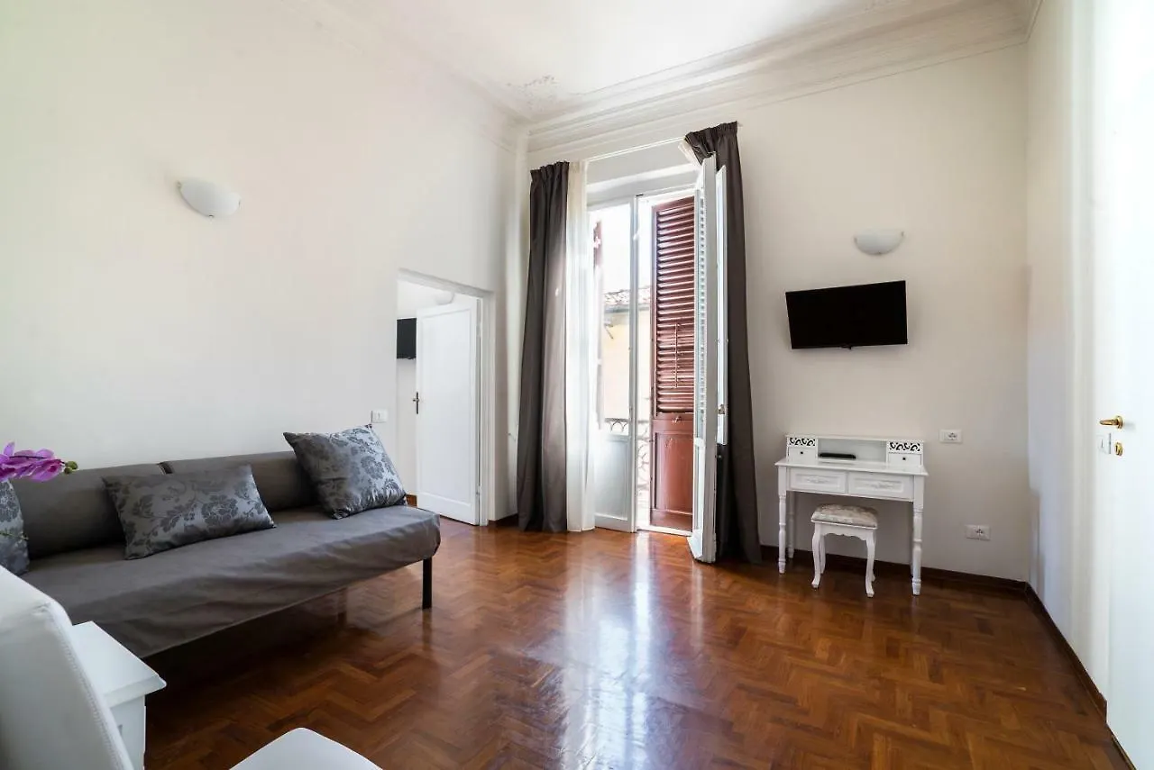 **  Live Florence Guest House Italien