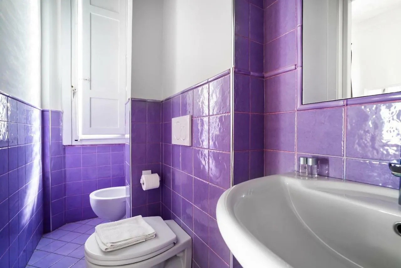 Live Florence Guest House